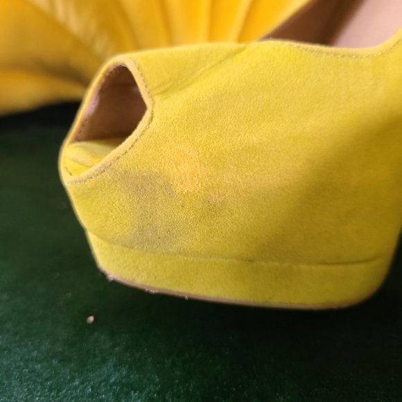 Vibrant Yellow Colin Stuart Peep Toe Suede Platform Heels - Picture 4 of 9